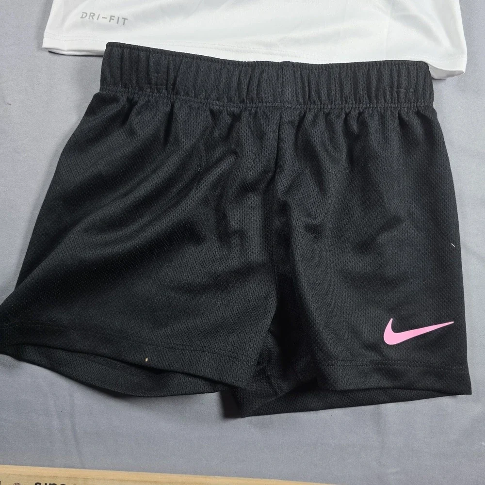 Nike Dri-Fit Little Girl's  2-Piece Graphic Tee & Short Set White Black 4T